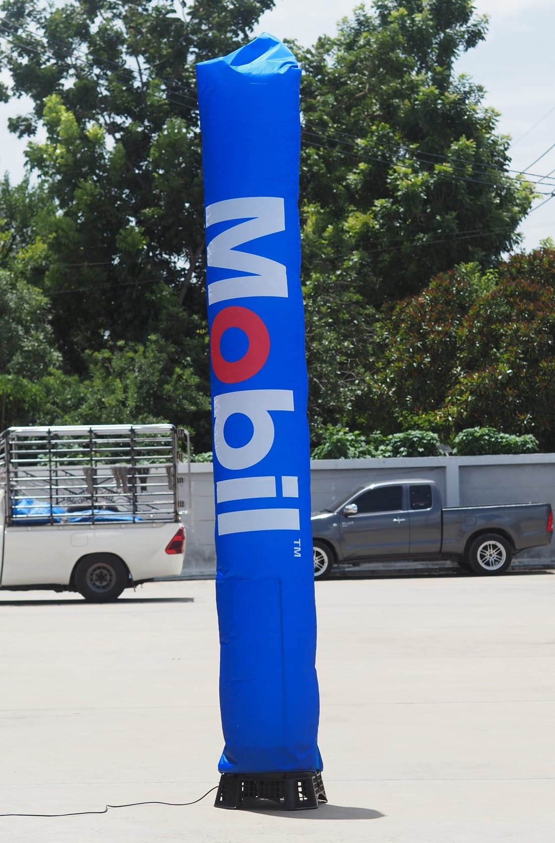 ตุ๊กตาเป่าลม