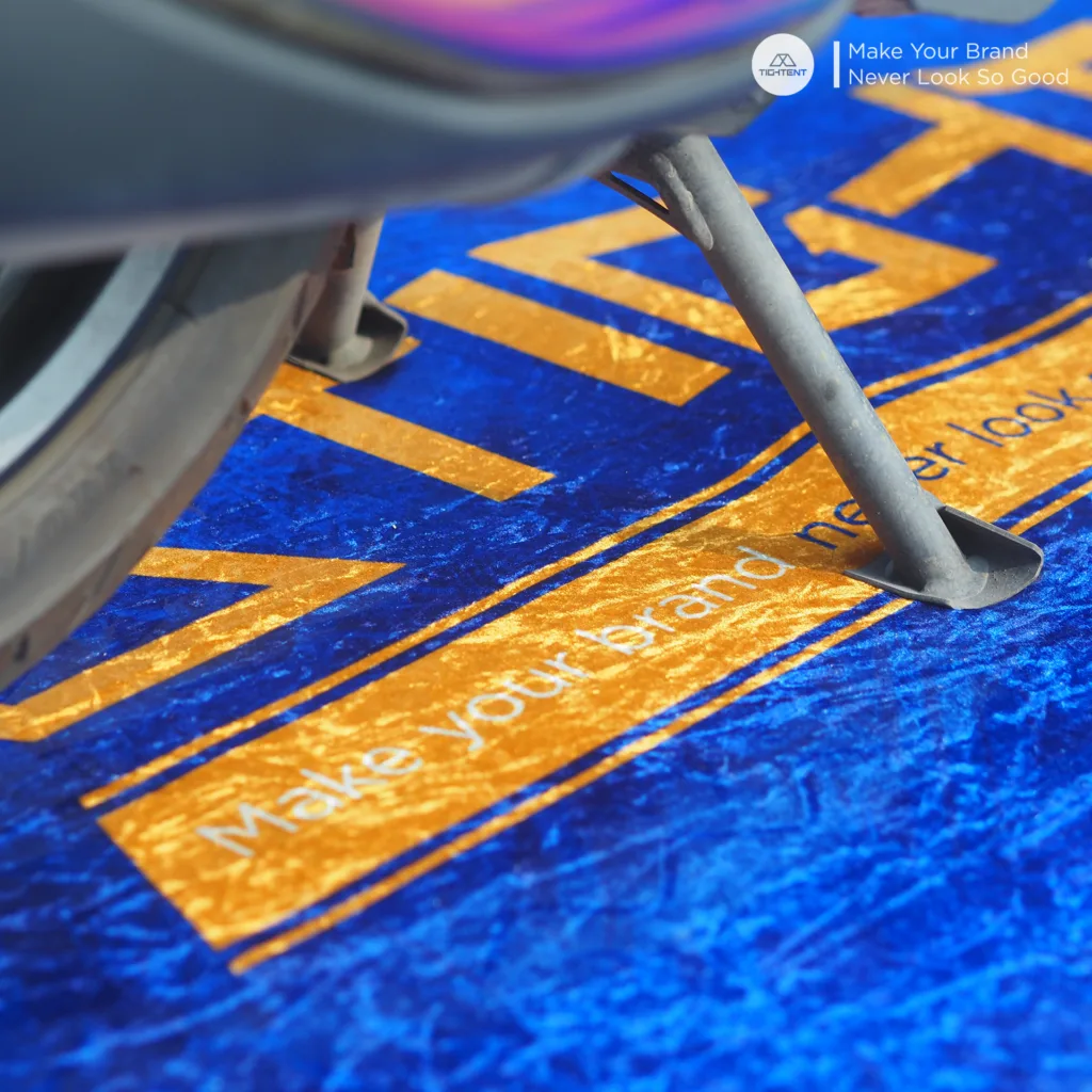 Image beside the opening paragraph - Booth carpet